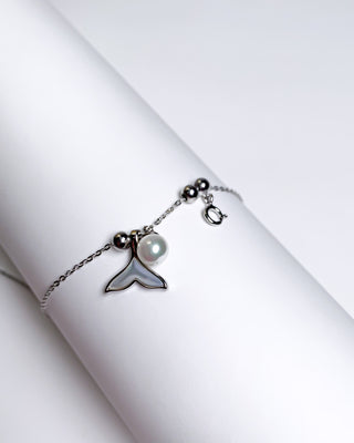 Silver Tale Of Fish Charm Anklet.