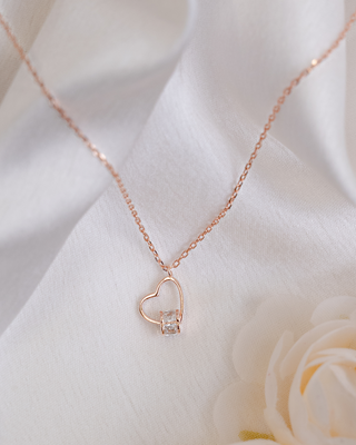 Rose Gold Waving Heart Pendant